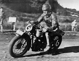 500MSS Velocette 2nd place N.Z. Grand Prix Cust 1938